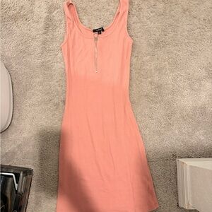 Sleeveless Pink Dress with Zipper
